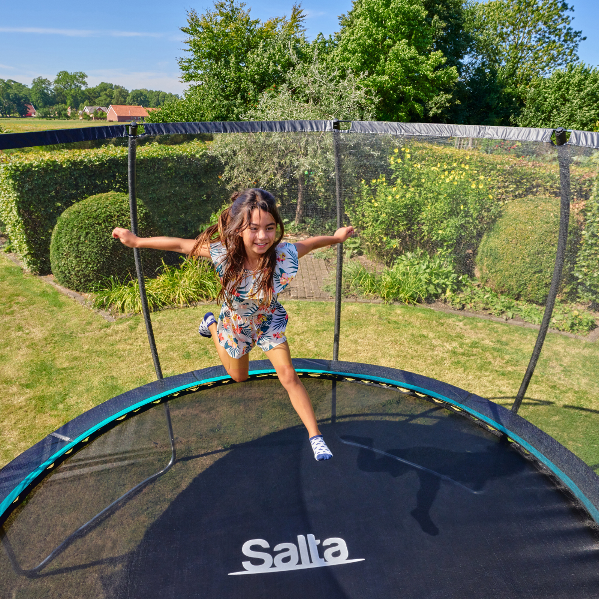 10ft Salta Cosmos Round Trampoline with Enclosure - SGP Garden Ltd
