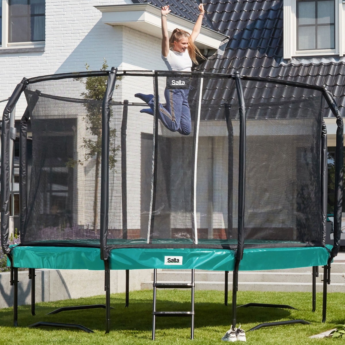 12ft Salta Green Round First Class Edition Trampoline with Enclosure - SGP Garden Ltd