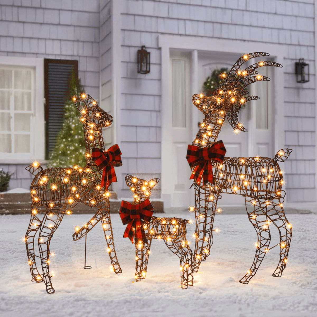 3-Piece Lighted Christmas Reindeer Family Set Outdoor Decorations, Weather Proof Rattan Deer Family Set of 3 Christmas Ornament Home Decor Pre-lit 210 LED Warm White Lights, 4FT, Brown - SGP Garden Ltd