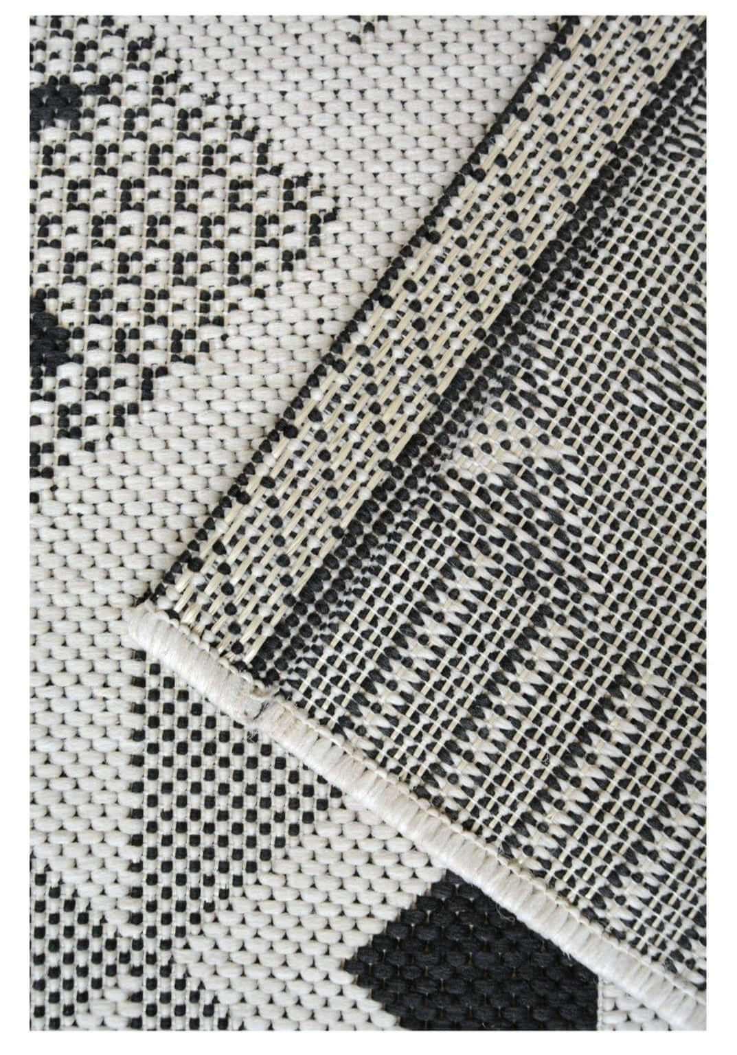 County Geo Chequer Indoor/Outdoor Rug | 11182A - SGP Garden Ltd