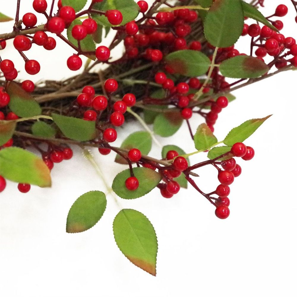Deluxe 60cm (24") Christmas Red Berry Floristry Wreath - Luxury Natural Look, Large and Durable - SGP Garden Ltd