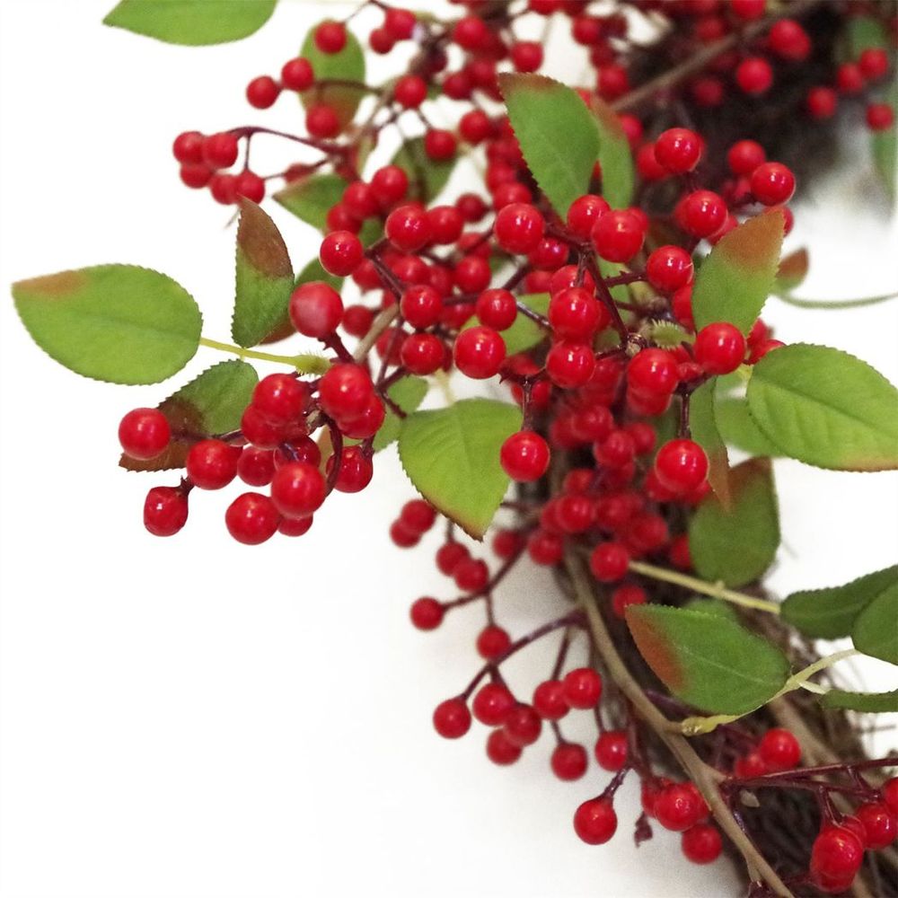 Deluxe 60cm (24") Christmas Red Berry Floristry Wreath - Luxury Natural Look, Large and Durable - SGP Garden Ltd