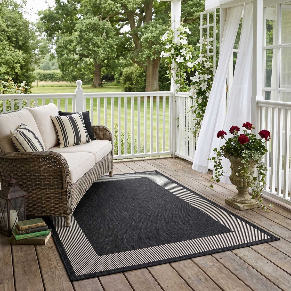 Ecology Outdoor Rug Black | 200bl - SGP Garden Ltd