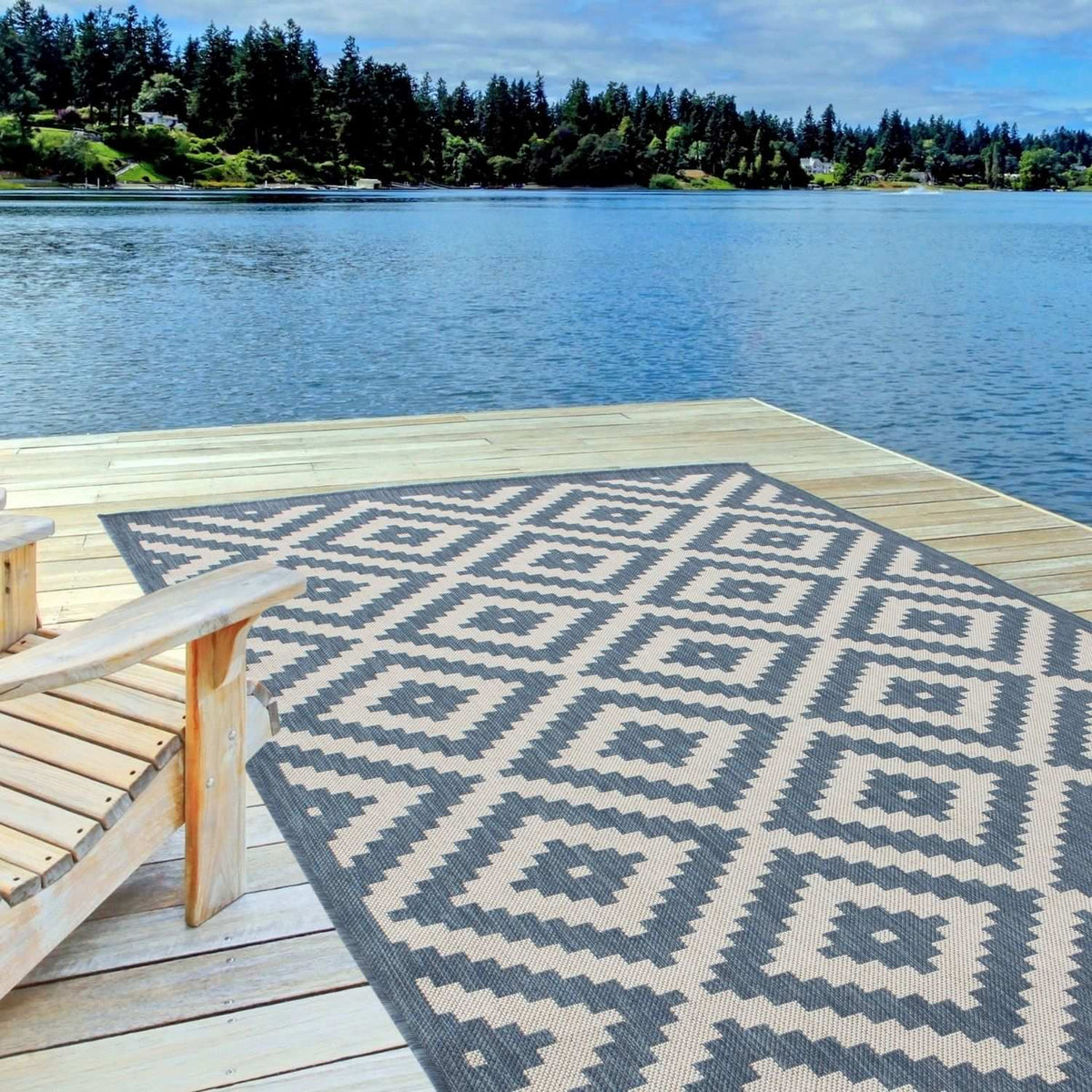 Ecology Outdoor Rug Blue | 100blu - SGP Garden Ltd