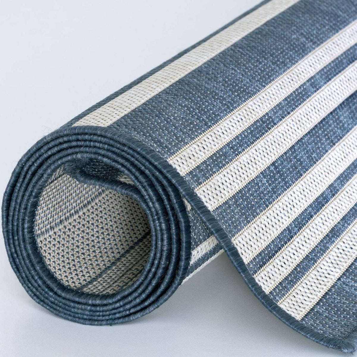 Ecology Outdoor Rug Blue | 300blu - SGP Garden Ltd
