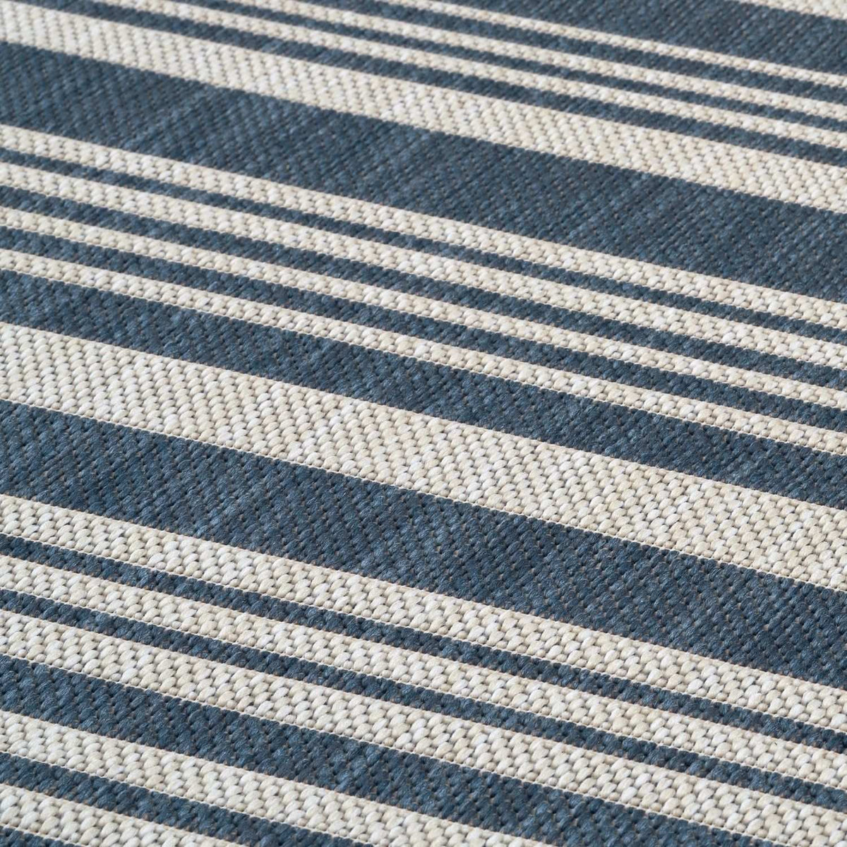 Ecology Outdoor Rug Blue | 300blu - SGP Garden Ltd