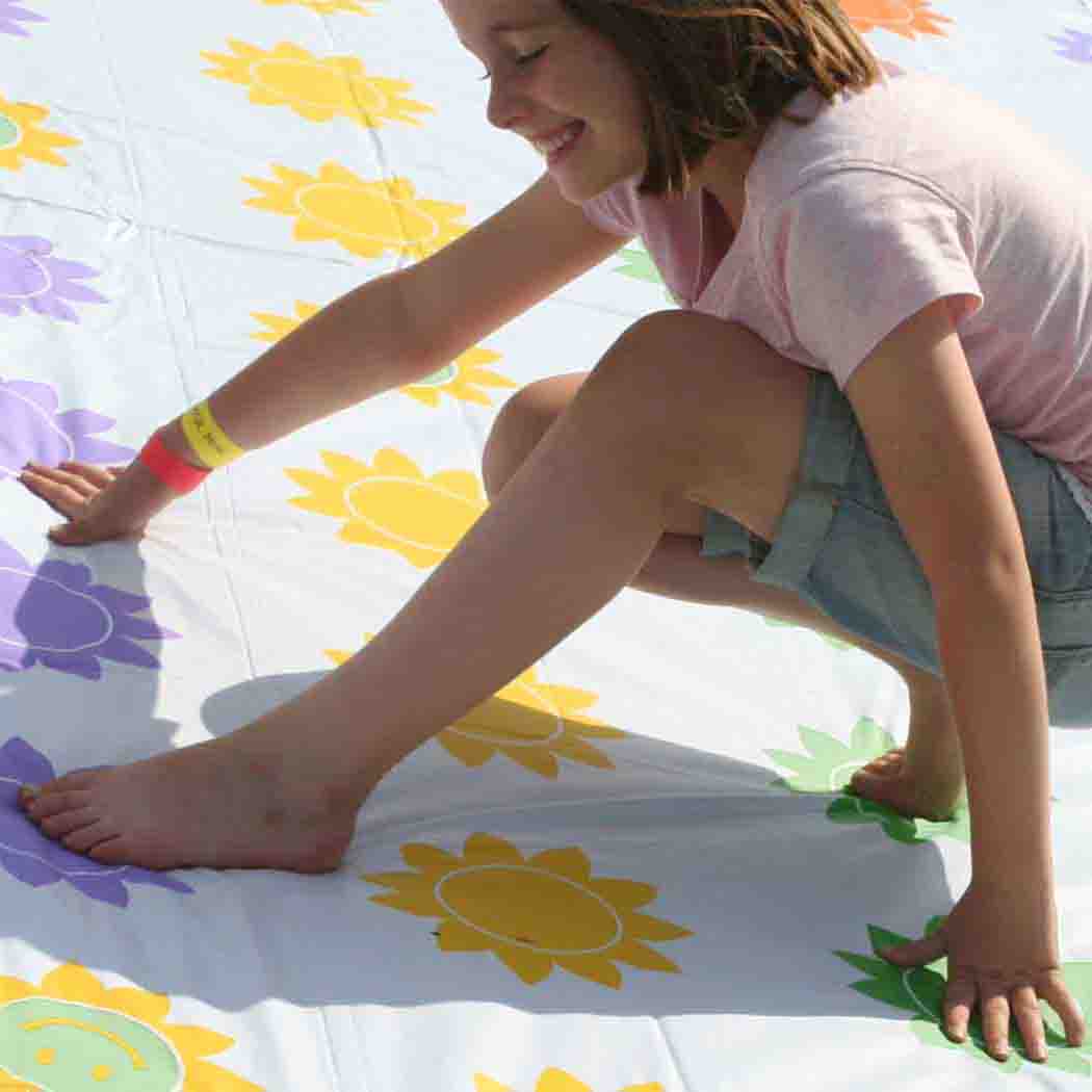 Get Knotted - Giant Twister Game with Giant Inflatable Dice - SGP Garden Ltd