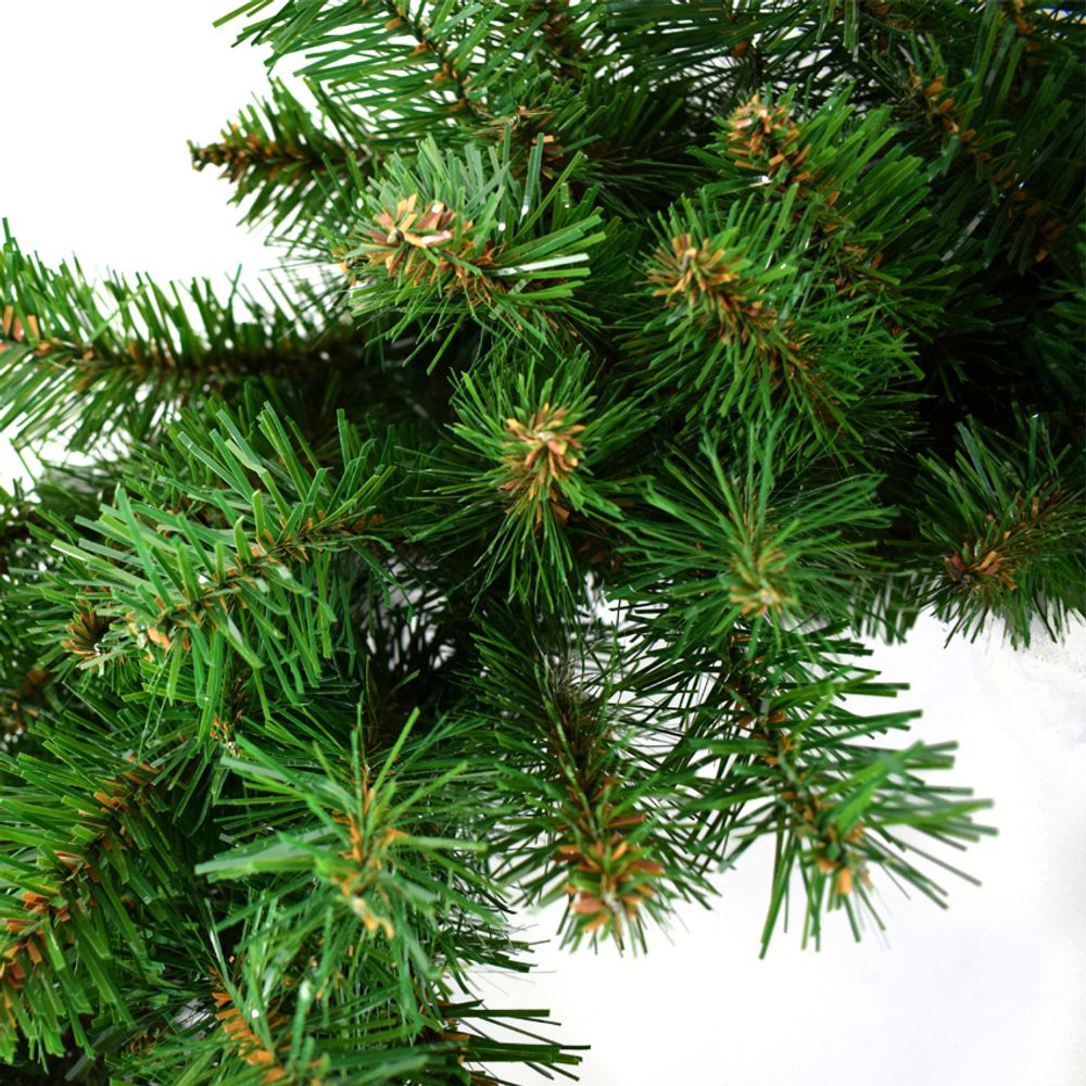 Glacier Green Christmas Wreath 60cm - SGP Garden Ltd