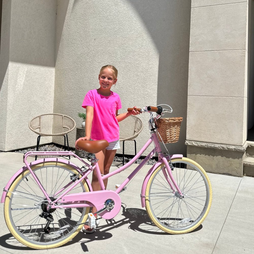 Discover the Glerc 24 Inch Beach Cruiser Hybrid Kids Bike! Perfect for fun rides and adventures