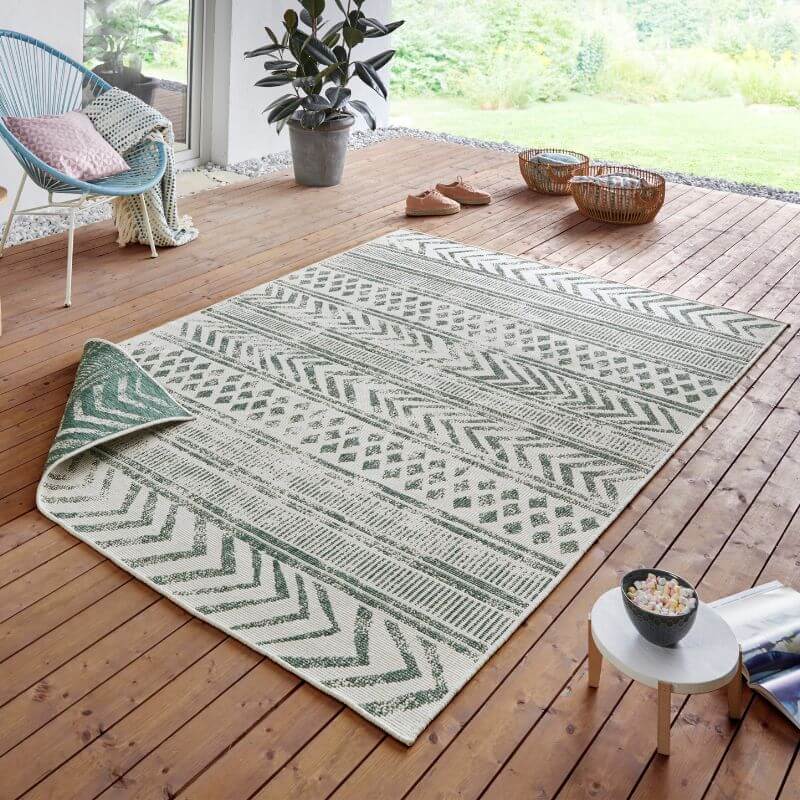 Indoor-Outdoor Reversible Geometric Green Rug - SGP Garden Ltd