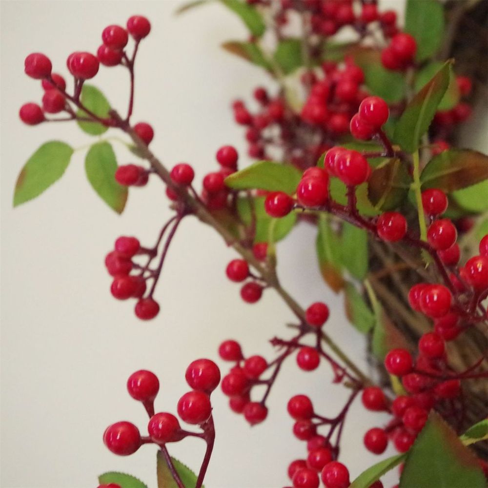 Luxury 24" Natural Look Red Berry Christmas Floristry Wreath - SGP Garden Ltd