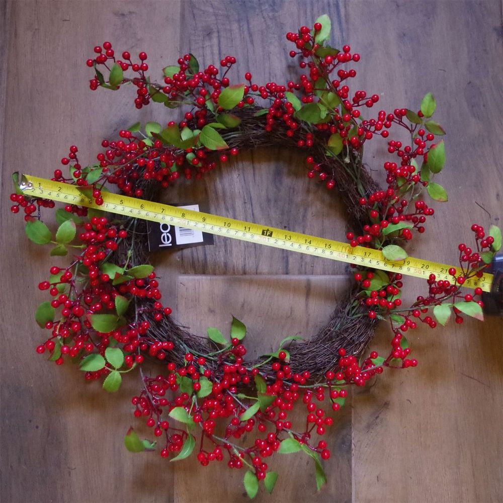 Luxury 24" Natural Look Red Berry Christmas Floristry Wreath - SGP Garden Ltd