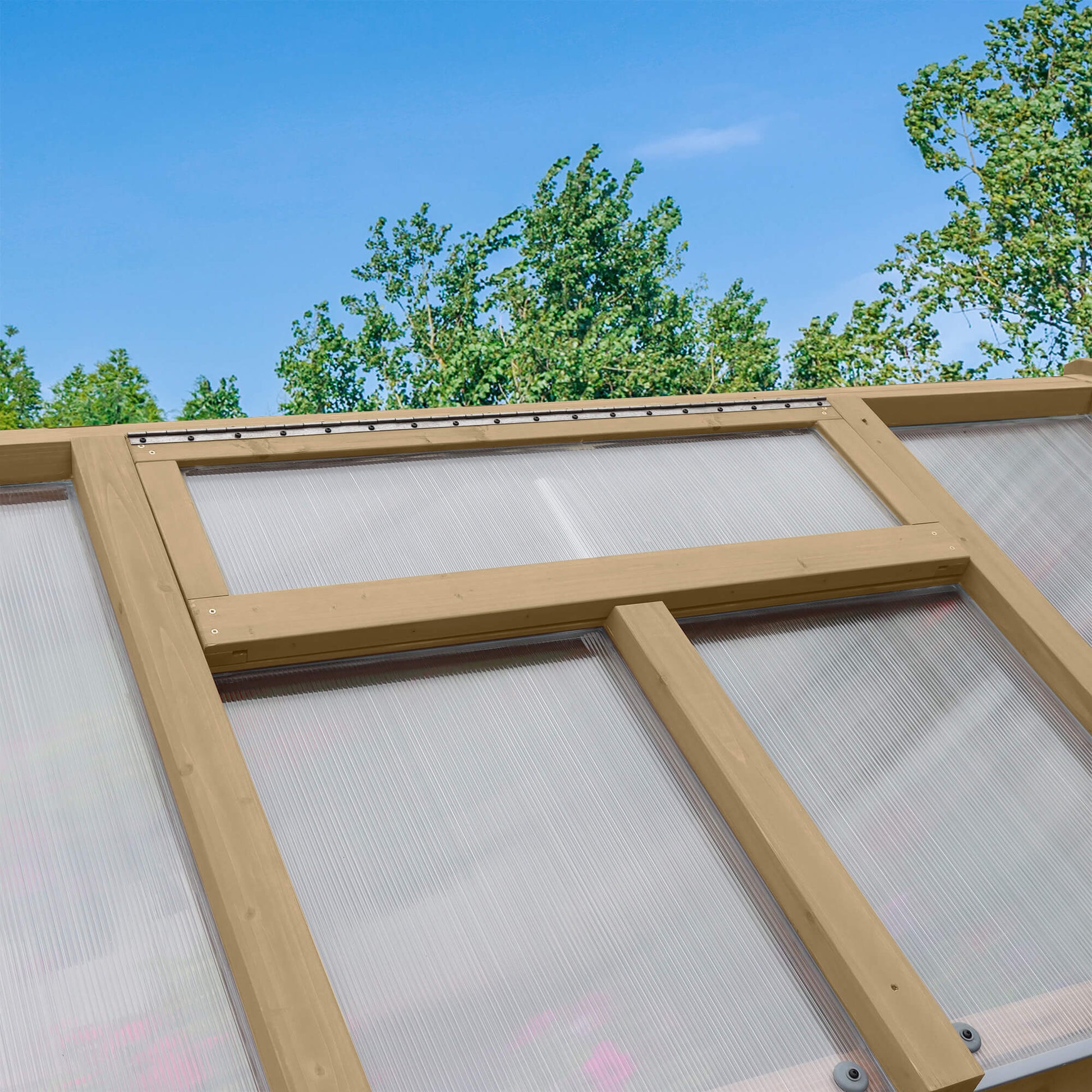 Meridian Wooden Greenhouse 6.7ft x 7.8ft (2m x 2.4m) - SGP Garden Ltd