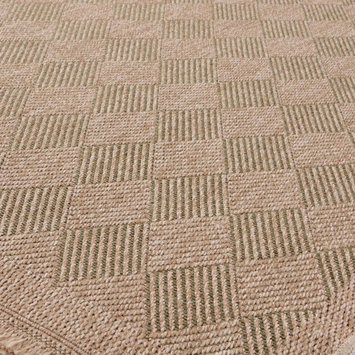 Nature Outdoor Rug Green | 5300G - SGP Garden Ltd