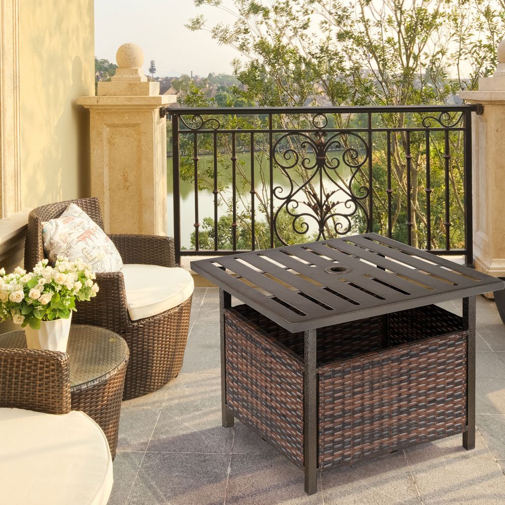 Outsunny Outdoor Rattan Coffee Table - Garden Backyard Essential - SGP Garden Ltd
