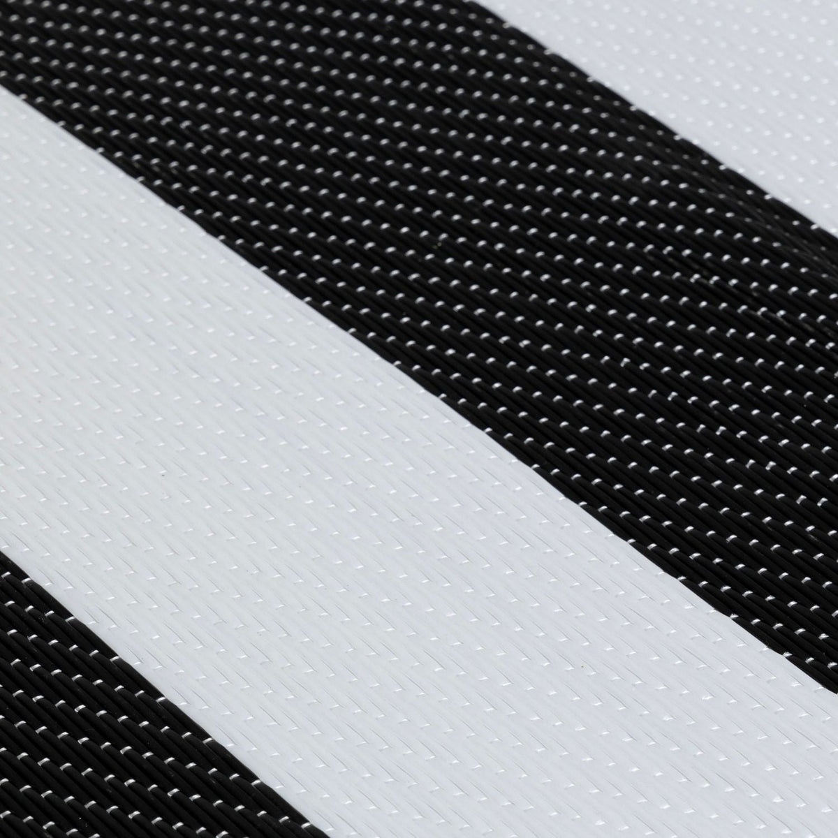 Rainbow Outdoor Rug Black & White | 1030 - SGP Garden Ltd