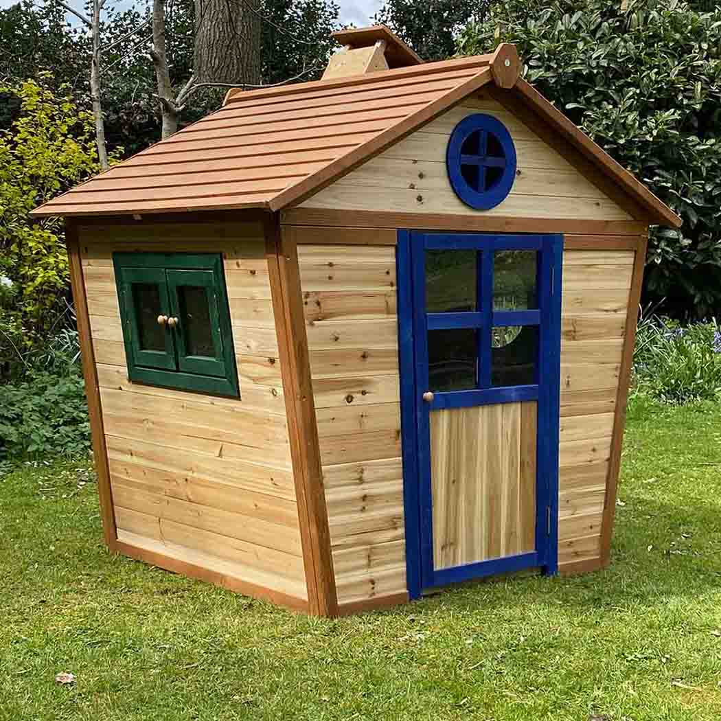 Redwood Lodge Wooden Playhouse – Pre-Painted Fir - SGP Garden Ltd