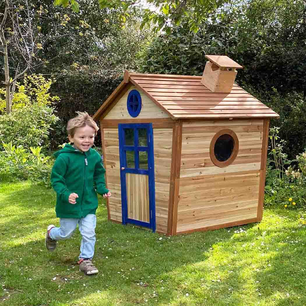 Redwood Lodge Wooden Playhouse – Pre-Painted Fir - SGP Garden Ltd