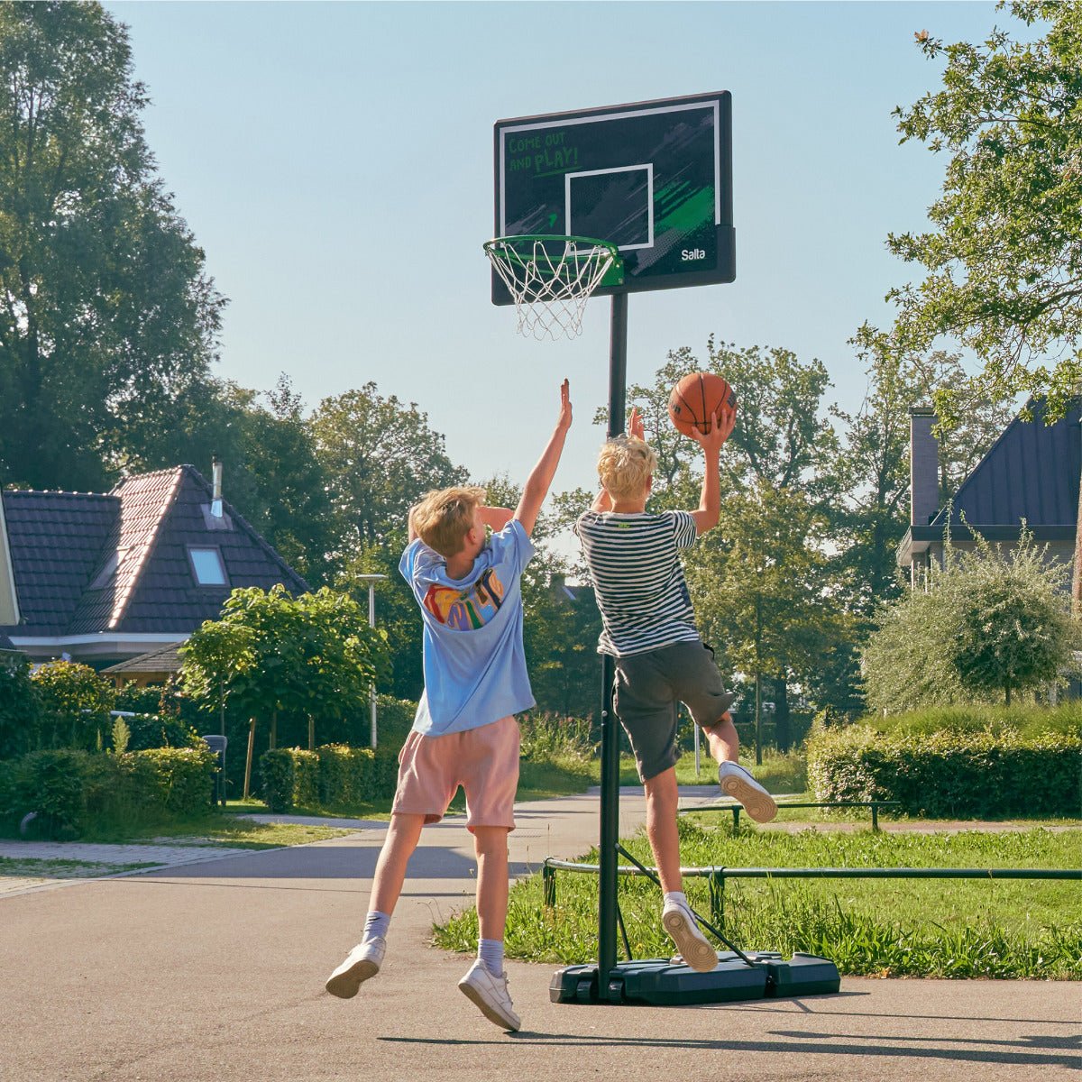 Salta Forward Freestanding Basketball Hoop - SGP Garden Ltd