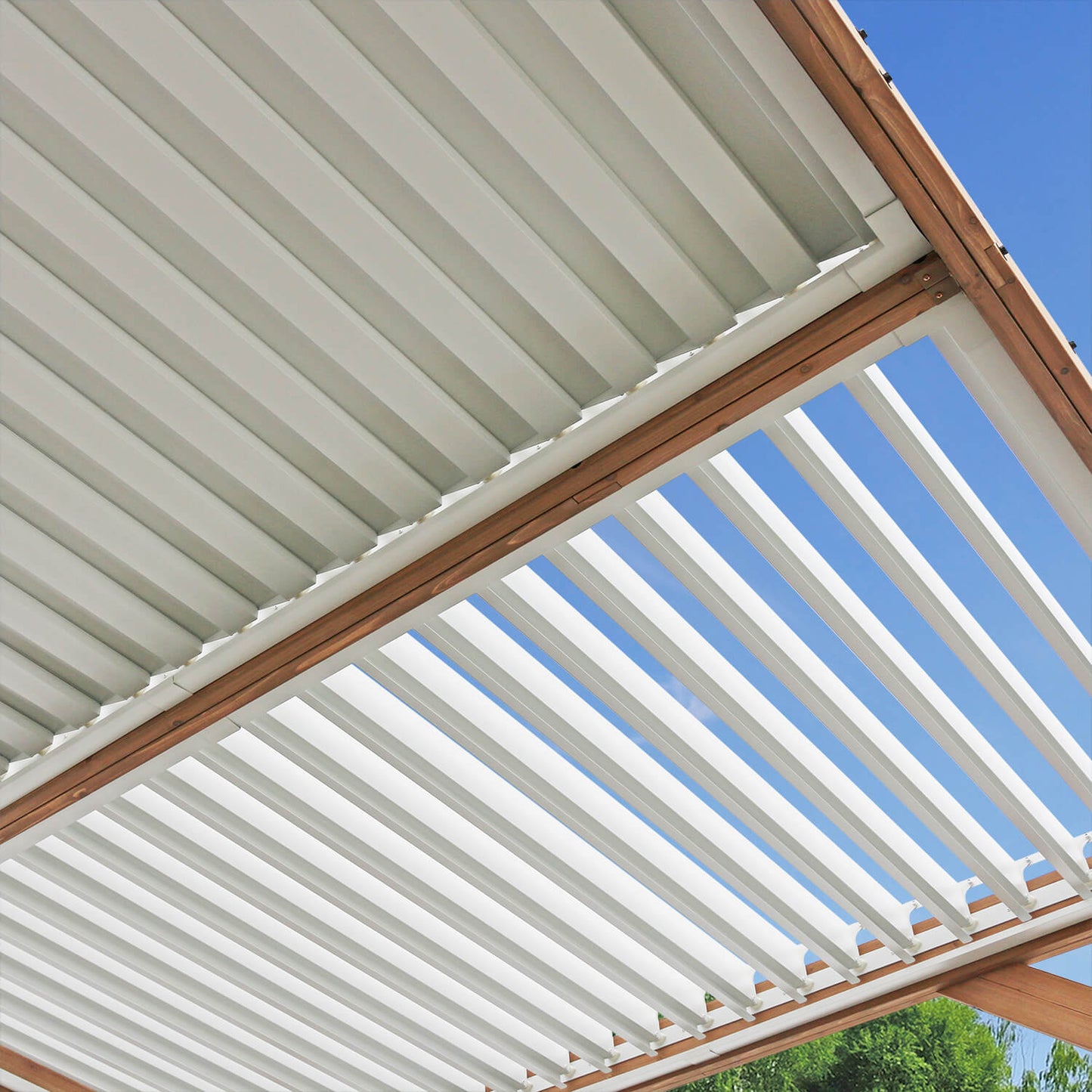 Yardistry Wooden Pergola 13ft x 11ft (4m x 3.4m) With Louvered Roof - SGP Garden Ltd